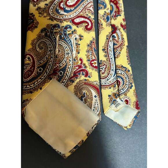 Vintage Lanvin Paris Tie – Yellow Red Blue Paisley Print – 100% Wool Necktie - Picture 4 of 4
